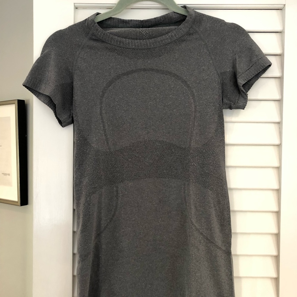 Perfect Condition Swiftly Tech Short Sleeved